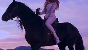 Beyoncé video teaser "B Revolution"