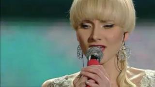 Sanremo 2014: Veronica De Simone - Nuvole che passano