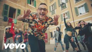 Rocco Hunt - SignorHunt: Wake Up Edition (Video ufficiale e testo)