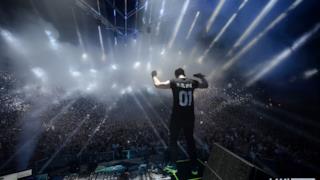 Hardwell On Air 240