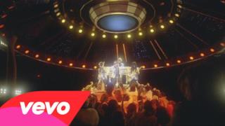 Daft Punk - Lose Yourself To Dance \\ Video ufficiale, testo e traduzione lyrics