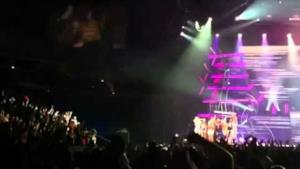 Britney Spears I Wanna Go (Femme Fatale Tour 2011)