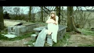 Taylor Swift - Safe & Sound (Video ufficiale e testo)