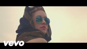 Elliphant - Spoon Me (feat. Skrillex) (Video ufficiale e testo)