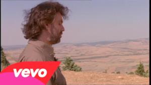 Andrea Bocelli - E Mi Manchi Tu (Video ufficiale e testo)