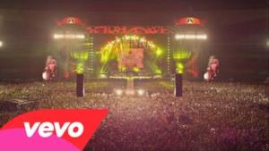 AC/DC - Highway To Hell (Video ufficiale e testo)