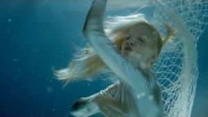 iamamiwhoami - hunting for pearls (Video ufficiale e testo)