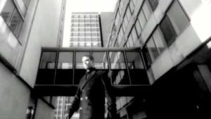 Robbie Williams - Angels (Video ufficiale e testo)