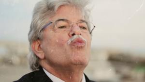 Antonio Razzi, la canzone Famme cantà ha anche un video (ahimé)