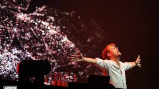  Idina Menzel - Let It Go - Armin van Buuren