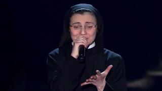 Suor Cristina Scuccia canta Uno su mille di Gianni Morandi a The Voice Of Italy 2
