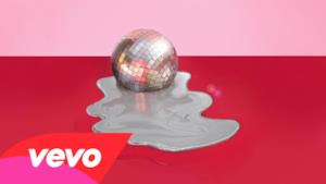 Carly Rae Jepsen - Warm Blood (Video ufficiale e testo)